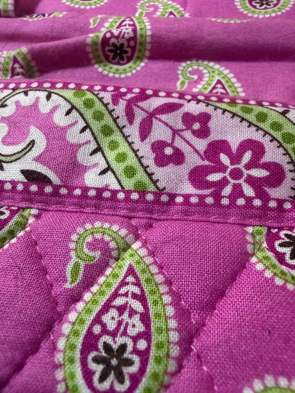 Rare Vera Bradley Bermuda Pink Quilted Tri-Fold Wallet with Paisley Lime Accents - Picture 15 of 15